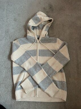 brandy melville zip up sweater